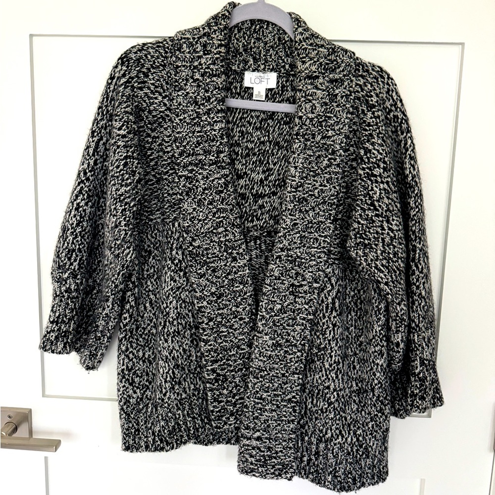 Stylish Loft Sweater Jacket